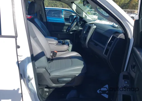 2019 Ram 1500 Classic Tradesman 4X2 6'4 Box from USA, damaged, VIN 1C6RR6FG4KS712451